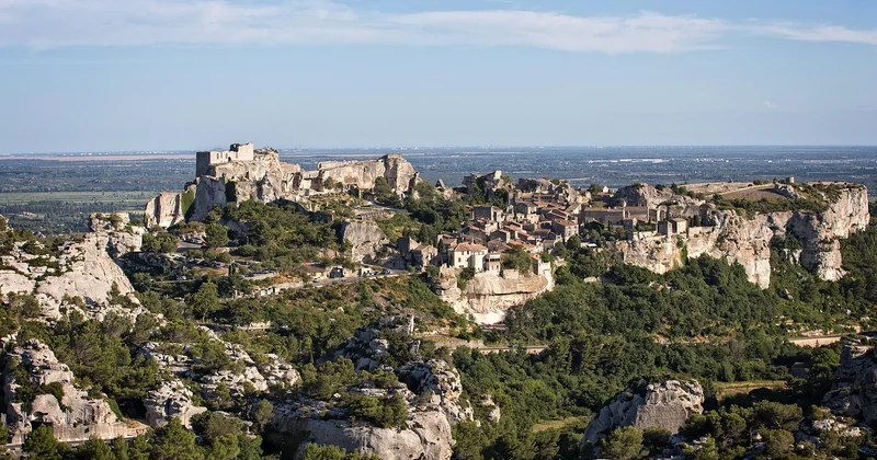 La logistique du village provençal : ce que personne ne vous dit